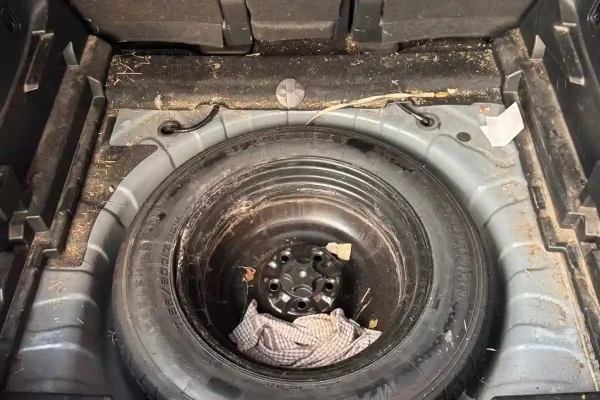 Coffre sale, après le nettoyage à Châtelineau